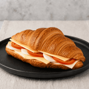 four-floor-pizza-cheese-croissant